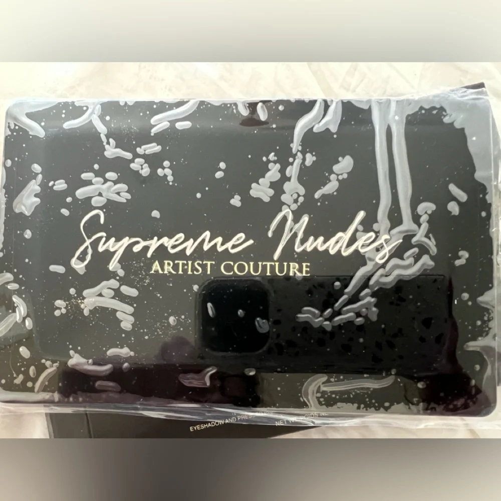 ARTIST COUTURE EYESHADOWS